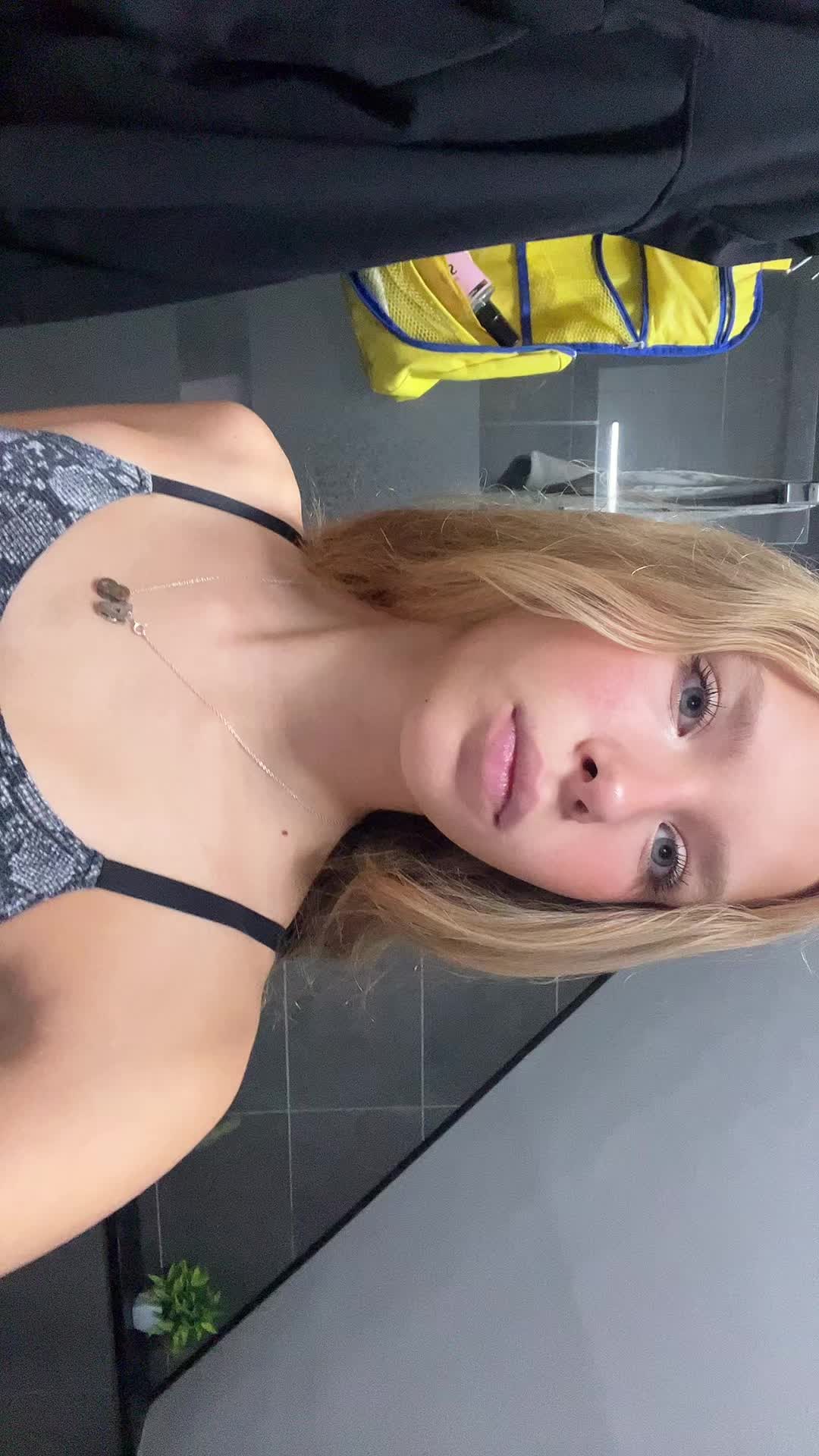 @𝑳𝑰𝐕𓆉