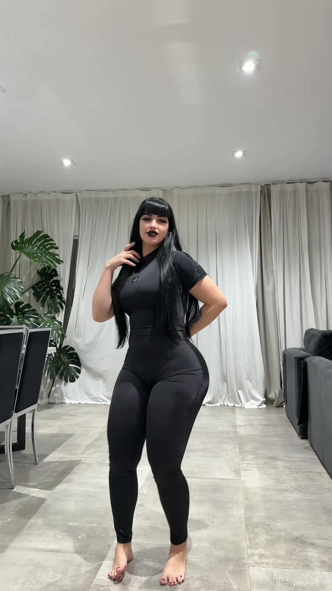 @demonmika