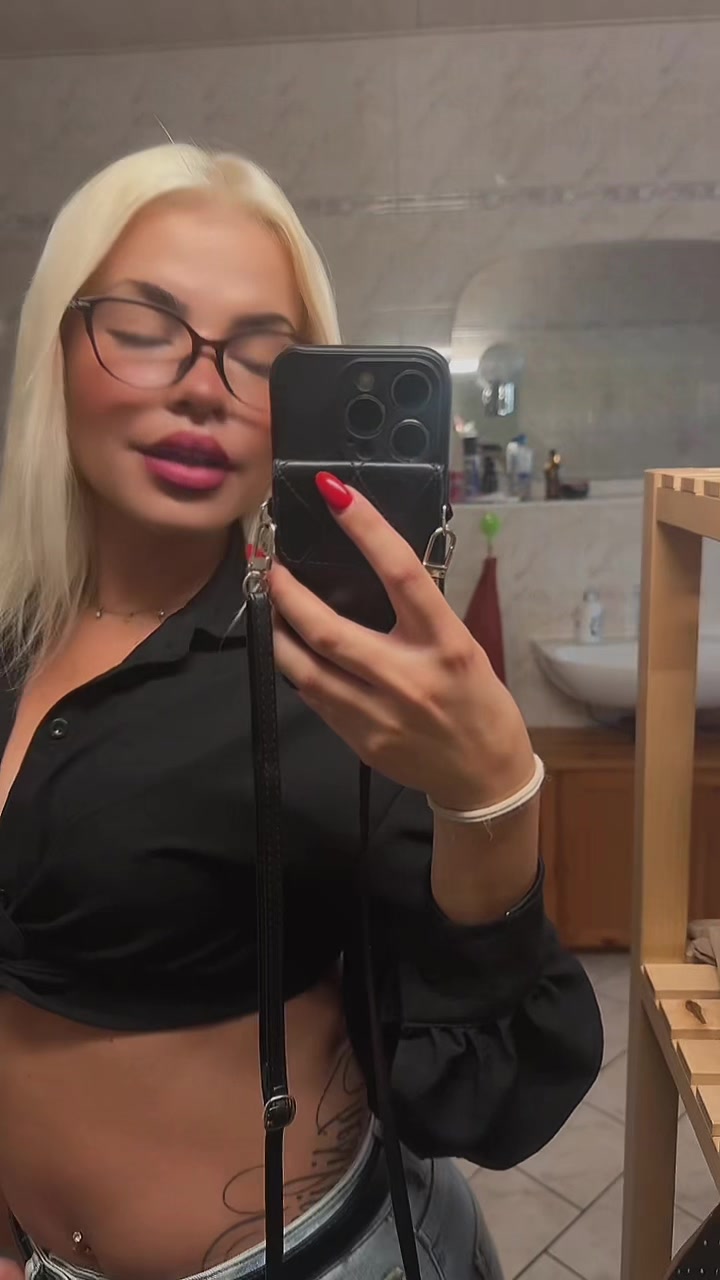 @michelle_charleen
