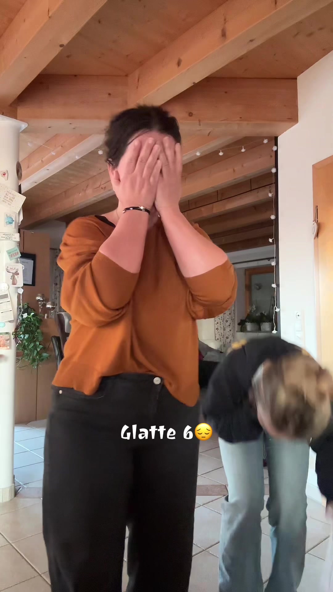 @Melinas.glitzer.party