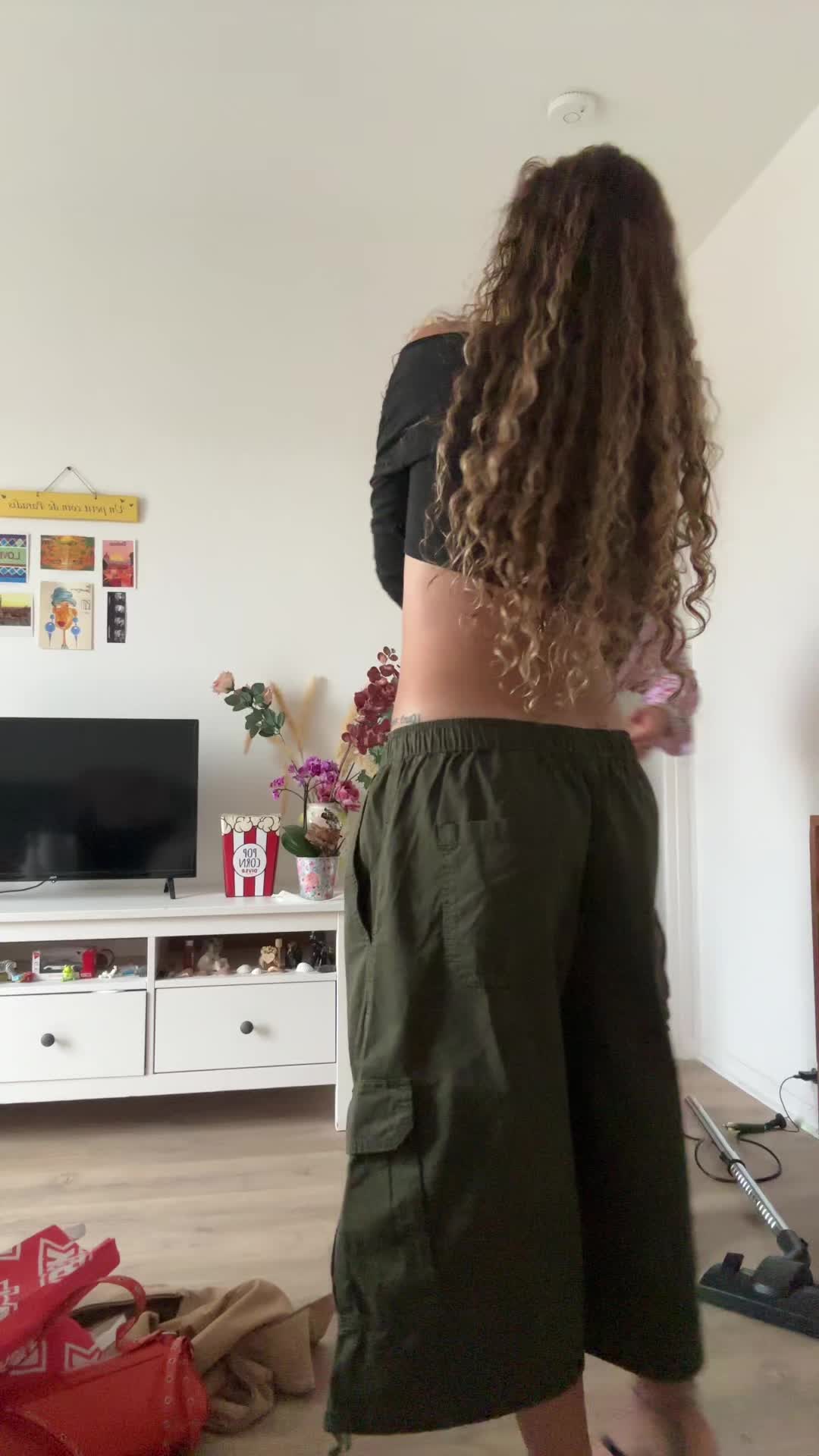 @laurynette