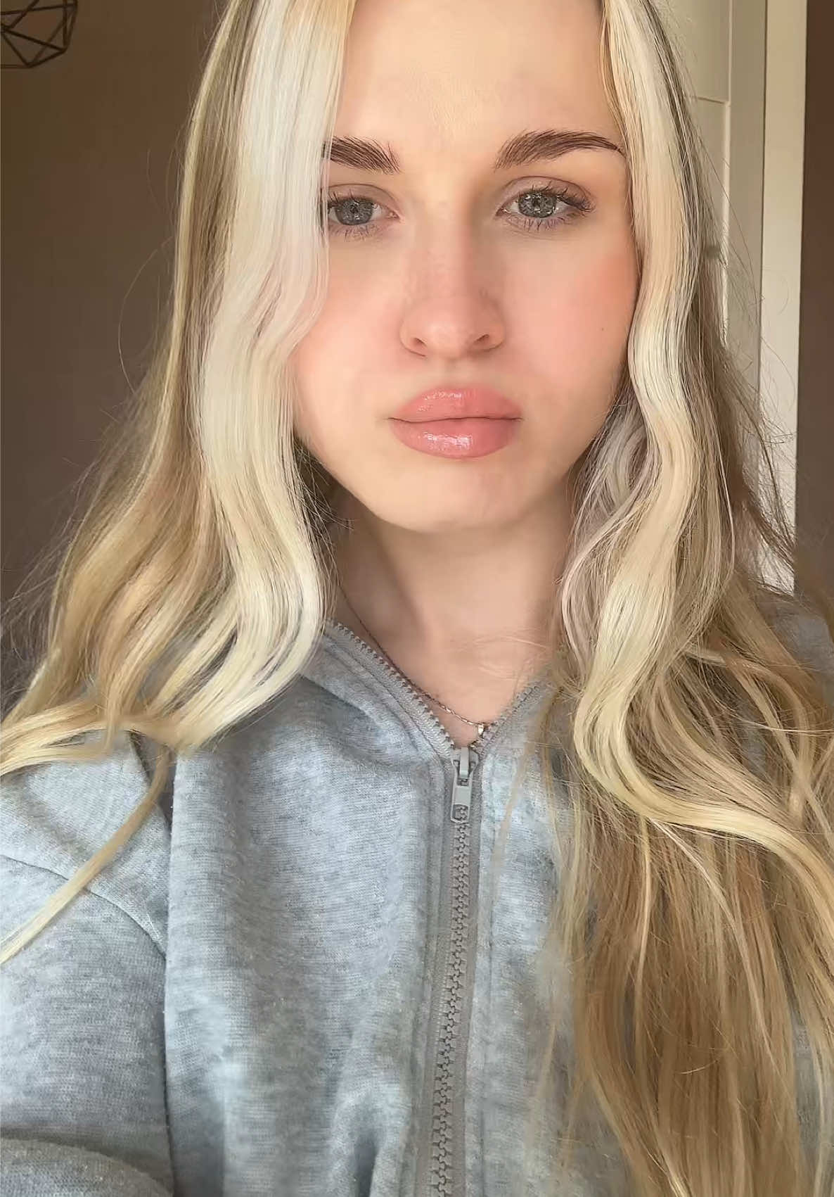 @victotiana