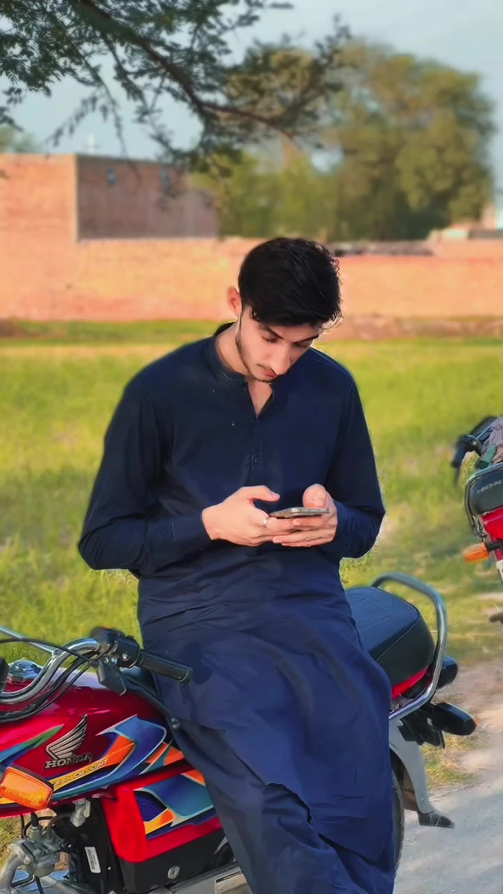 @اسامہ_خان⚡♥️
