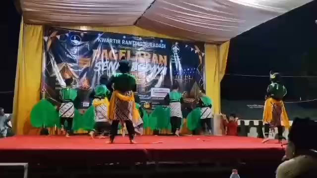 @t r i
