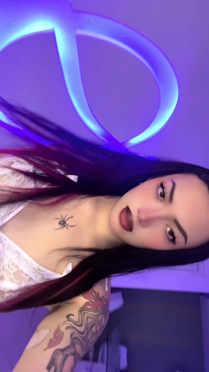 @Ericka🕷️🏳️⚧️