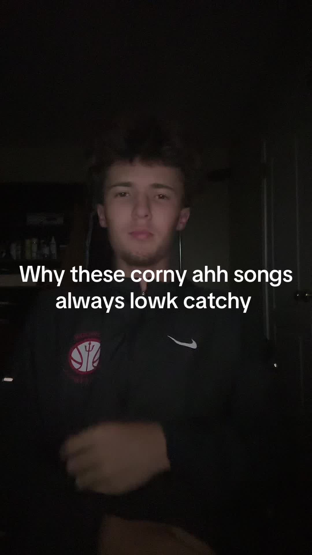 @🦈