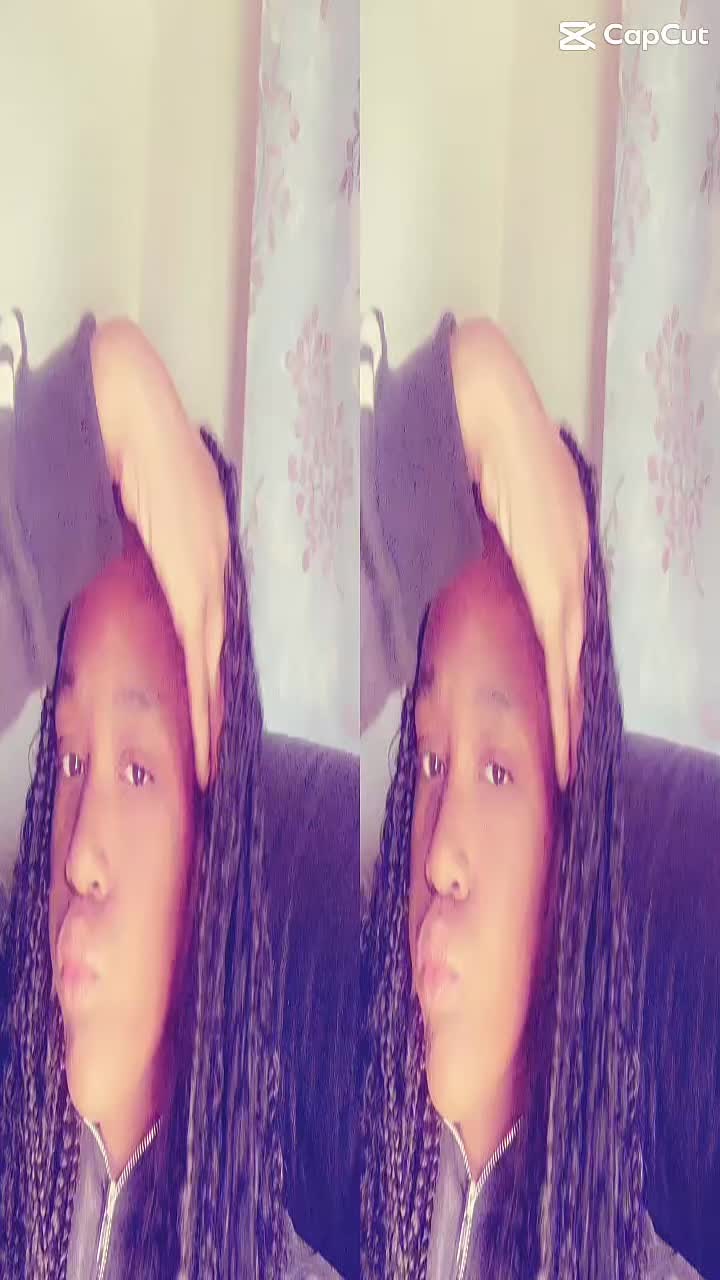 @arandombrownskinchick_