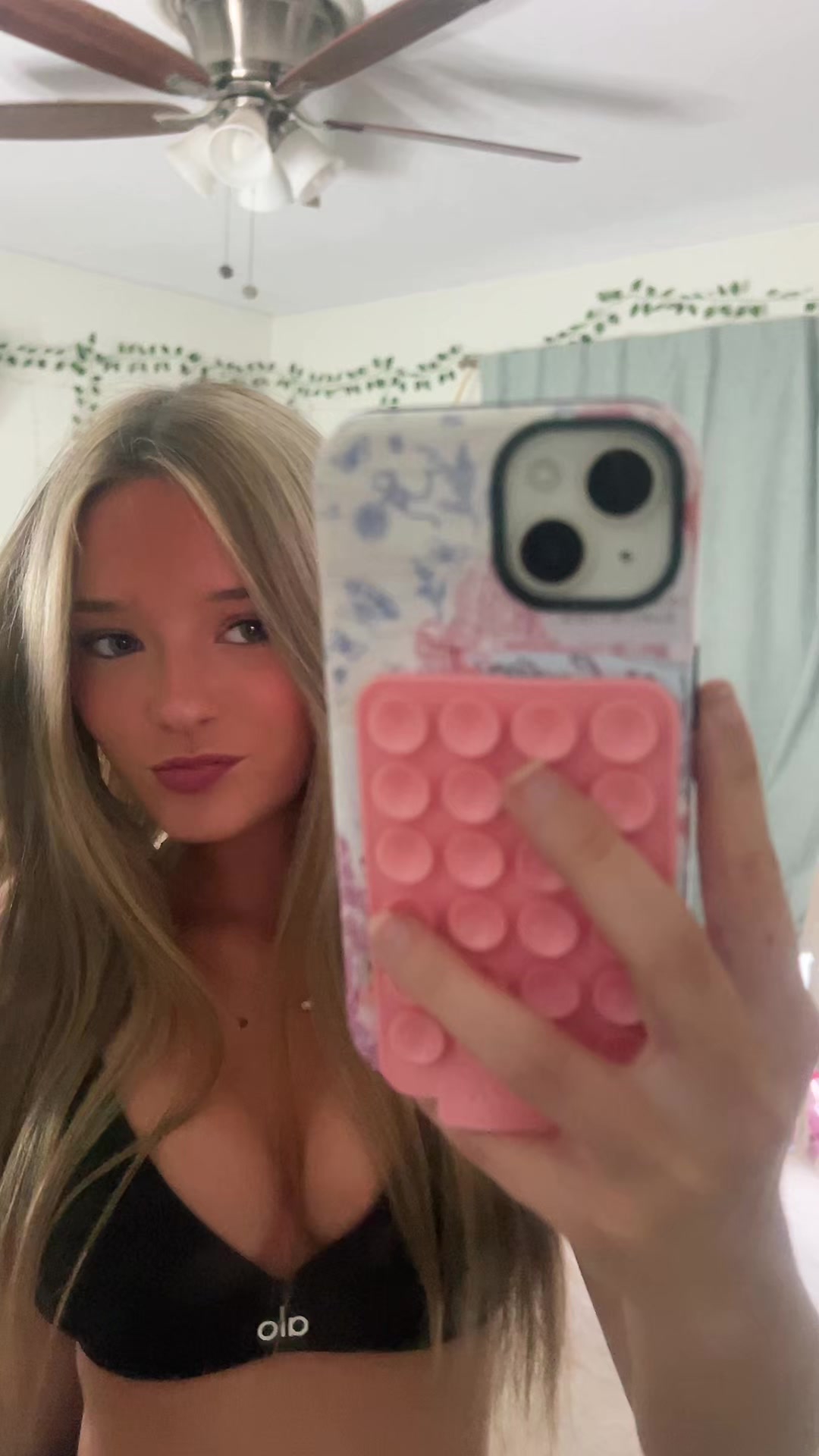 @kenlimariee
