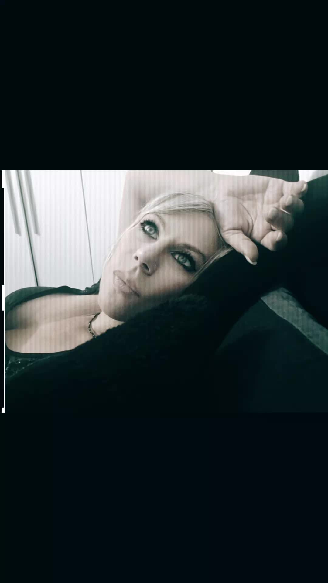 @Vivi_lilith