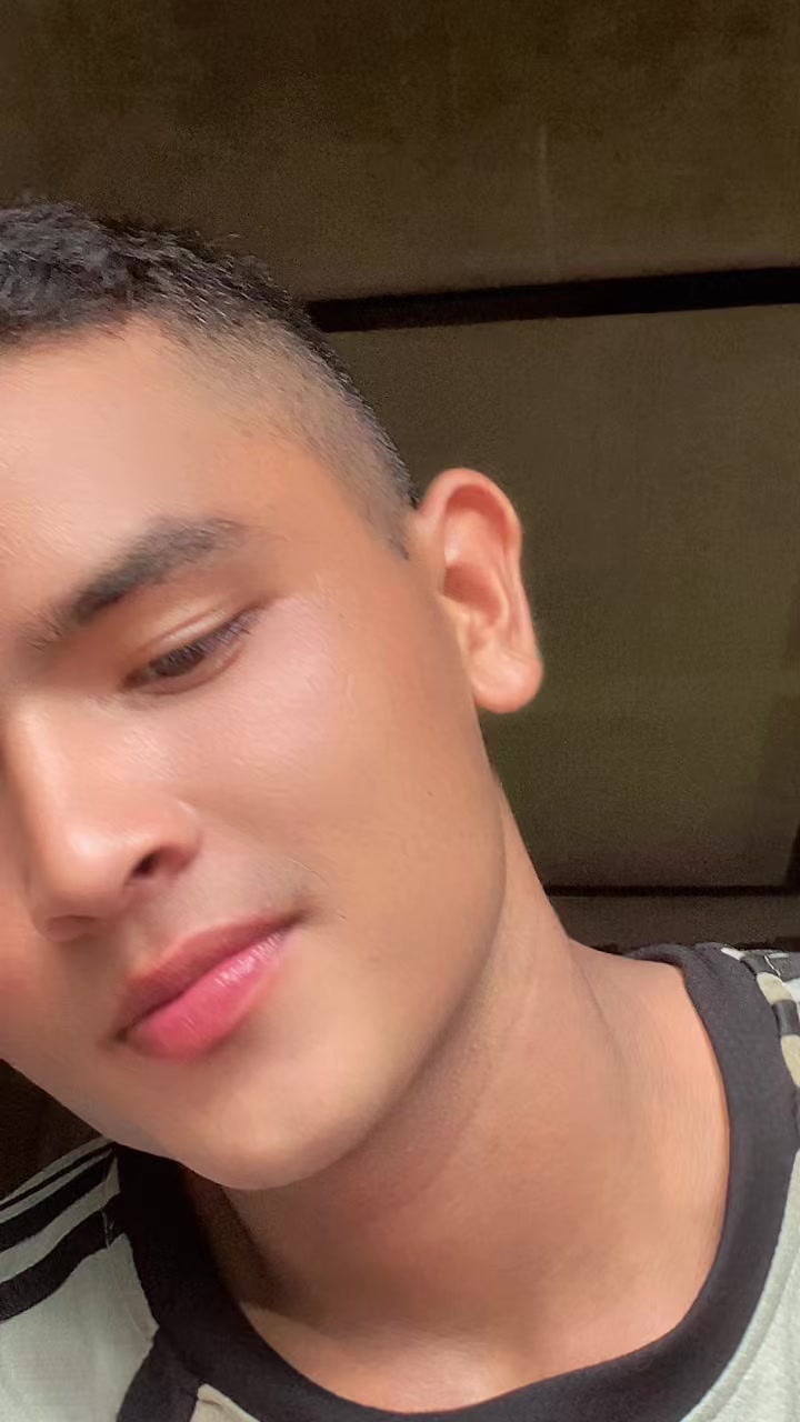 @LAHUREY BOY 🥷