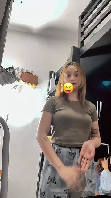 @Jomaria 👩&zwj;👧&zwj;👦
