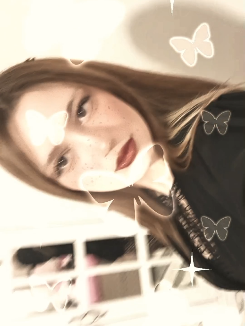 @Nurayᥫ᭡