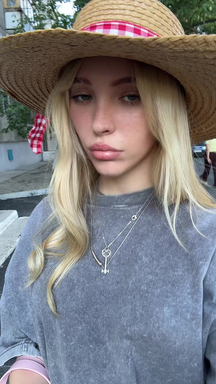 @roMashka✨️