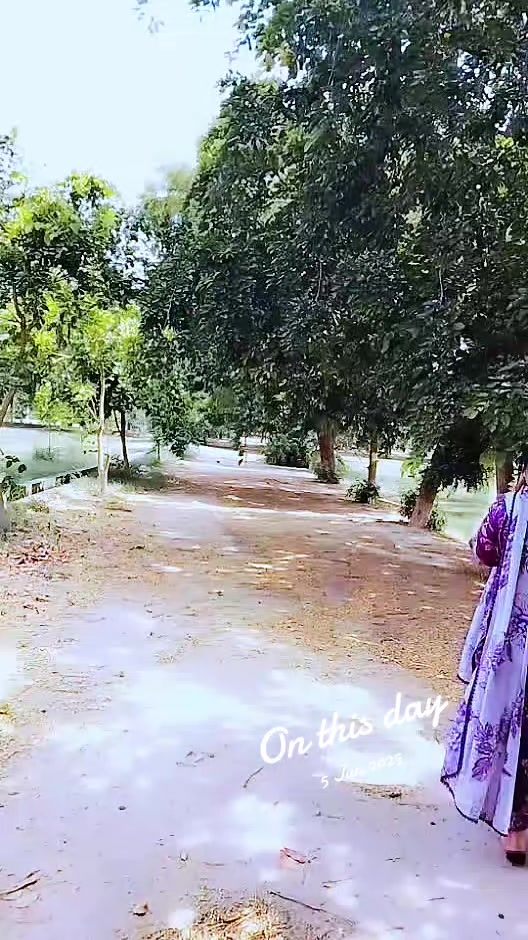@پنجابی کُڑی