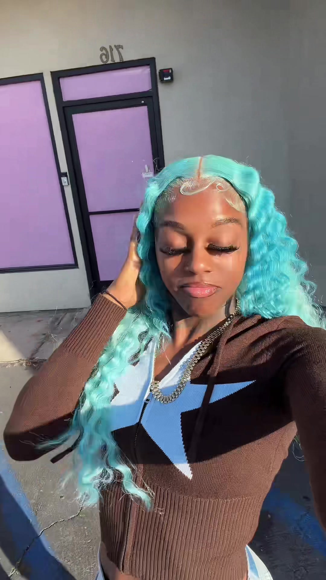 @dajdolla_
