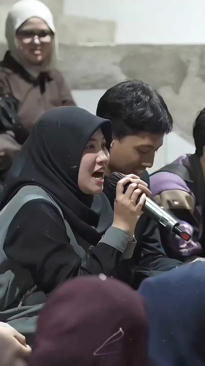 @Izhul Muslim