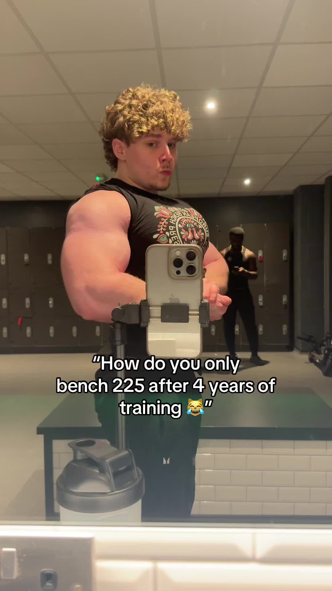 @Ayrohhh