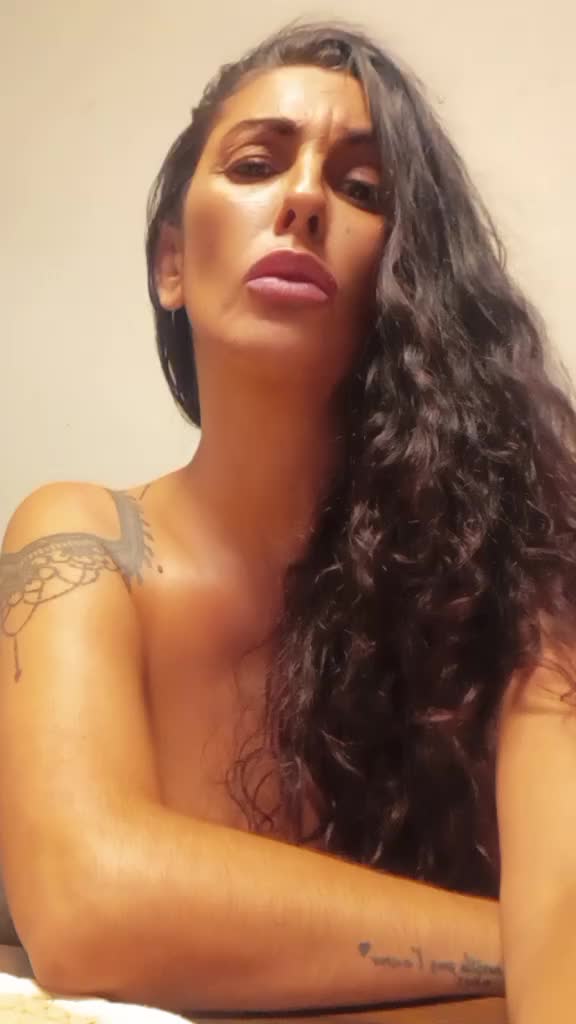 @L'ESSENCEDELALOUVE