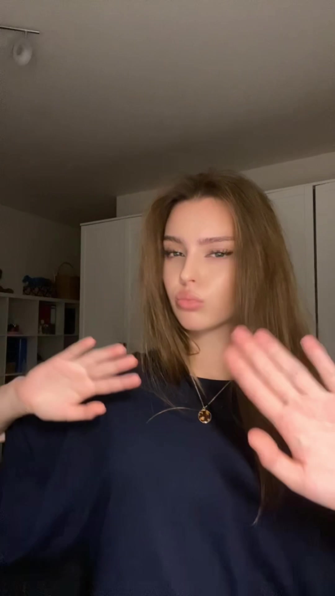 @Ⲁѣшⲁ☕️
