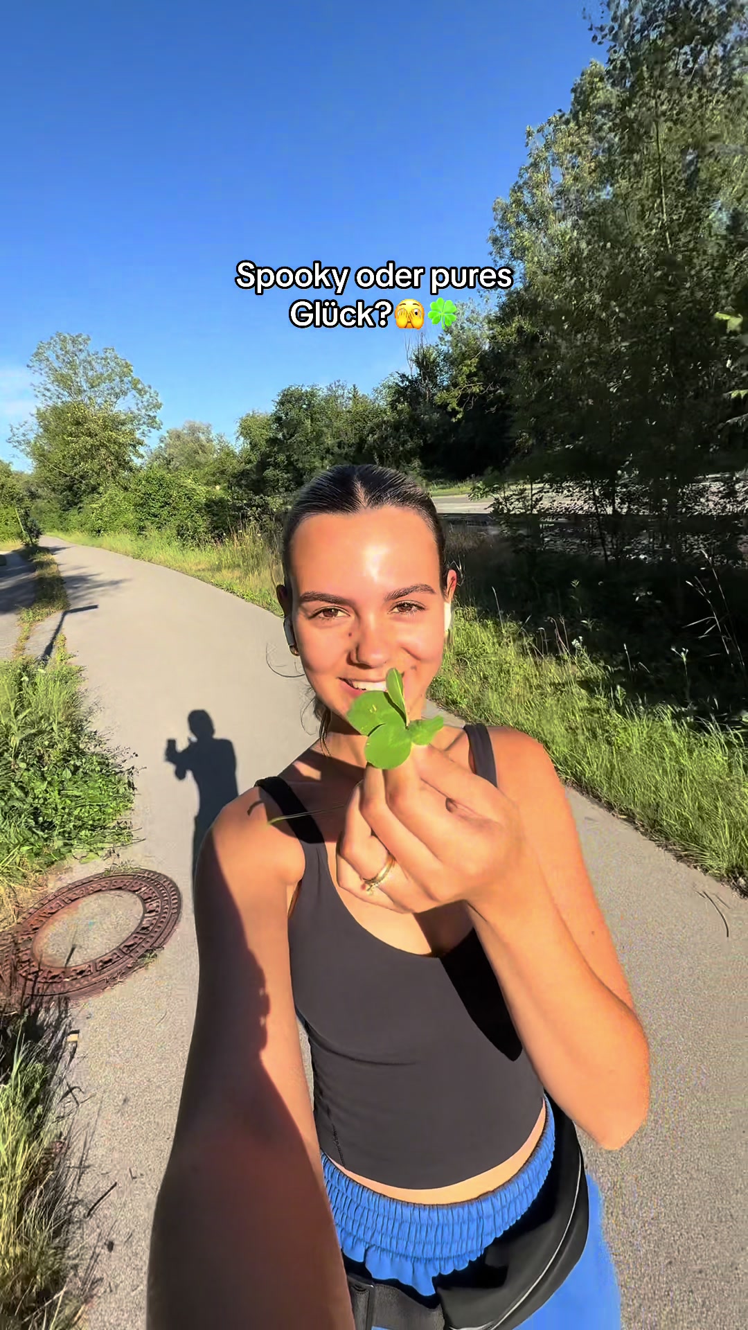 @Ana