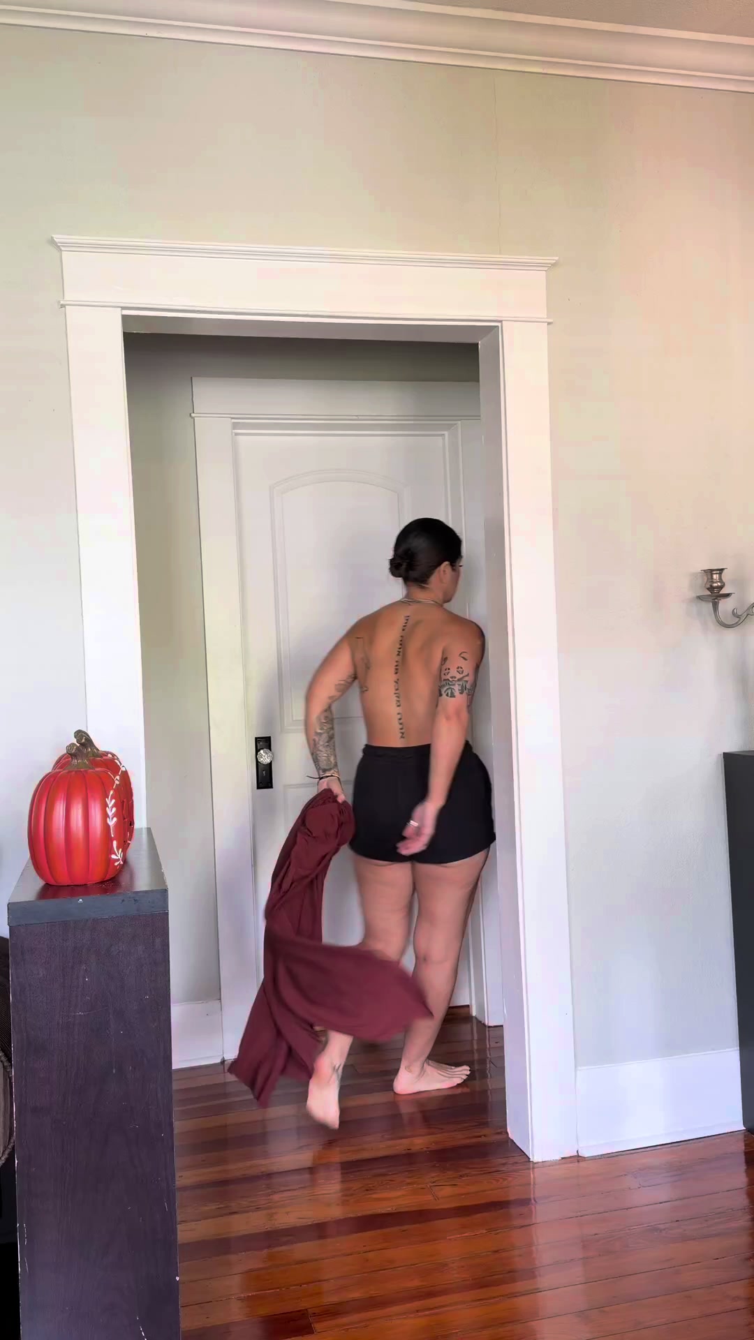 @Theebooblessbabe