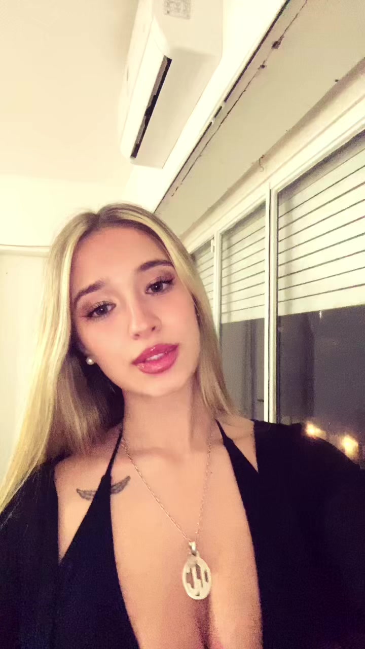 @_lolacastt
