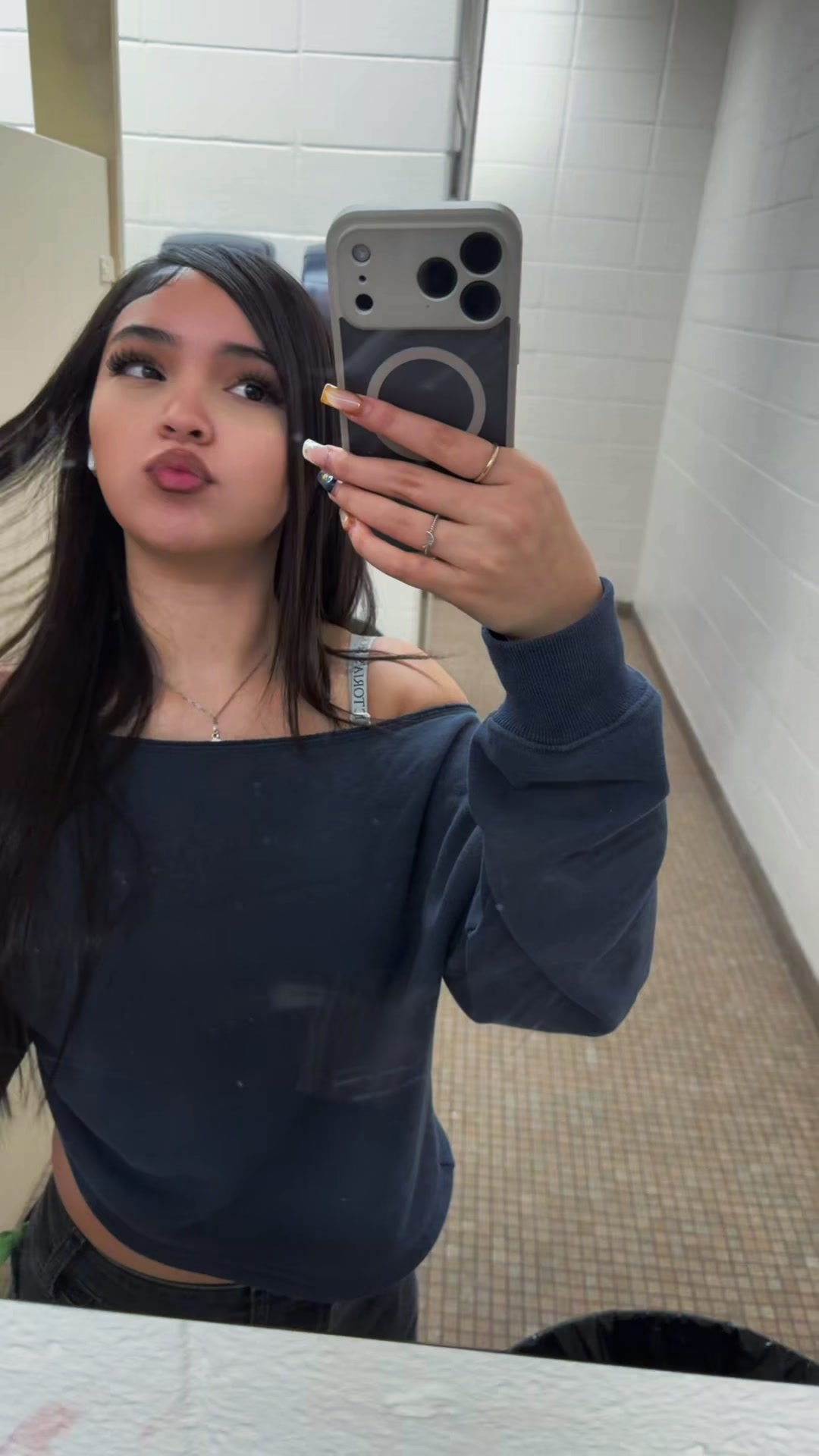 @𝓛