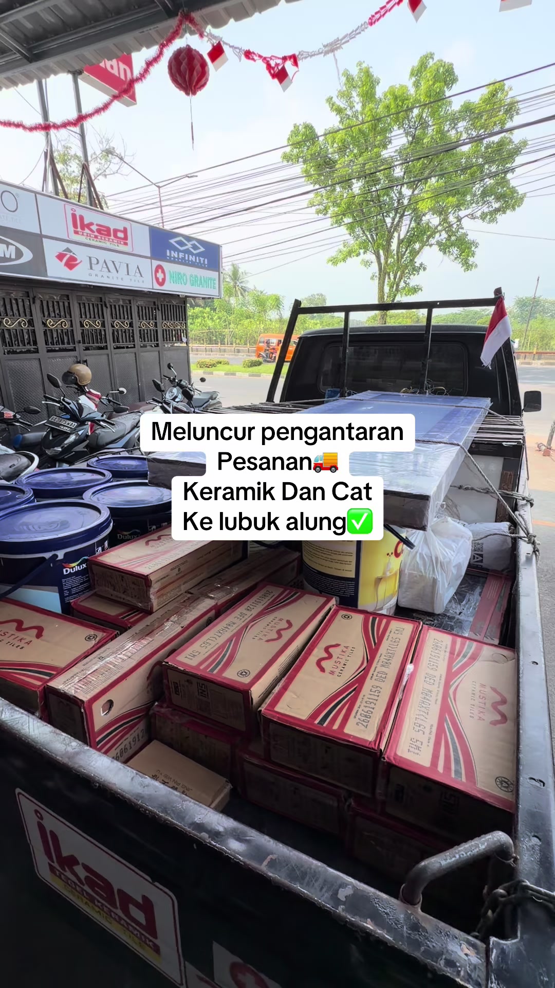 @Toko Keramik Padang