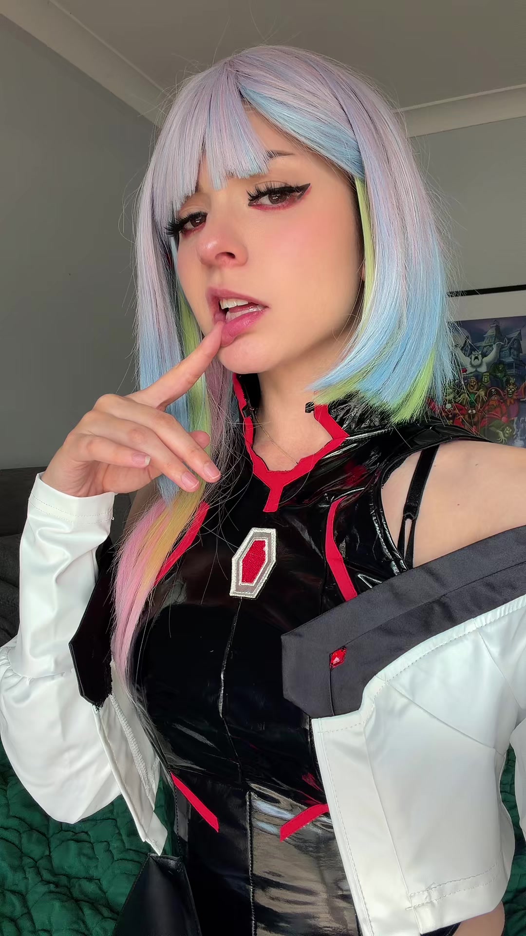 @Minacakes_12