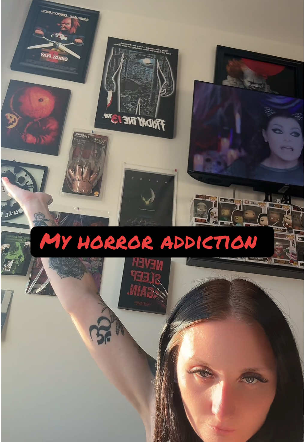@tannieloveshorror