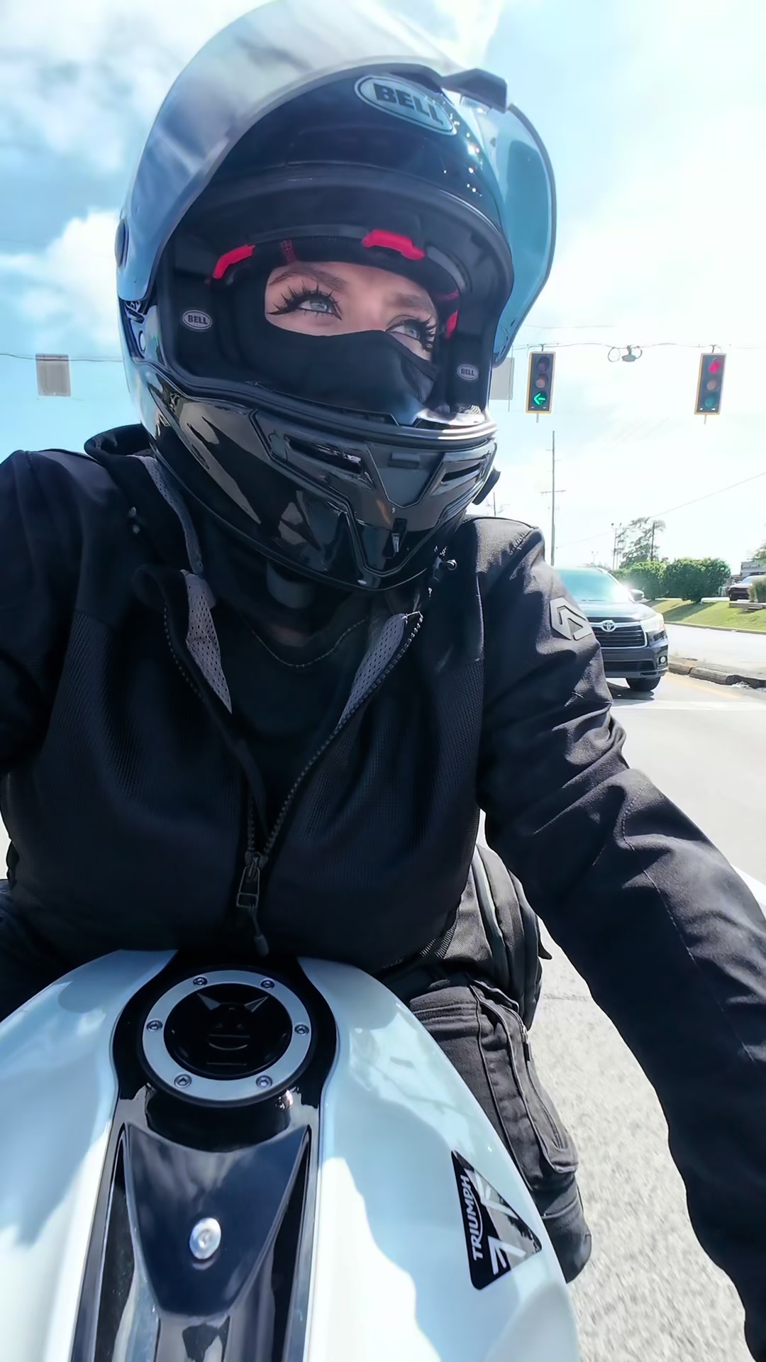 @moistygurl