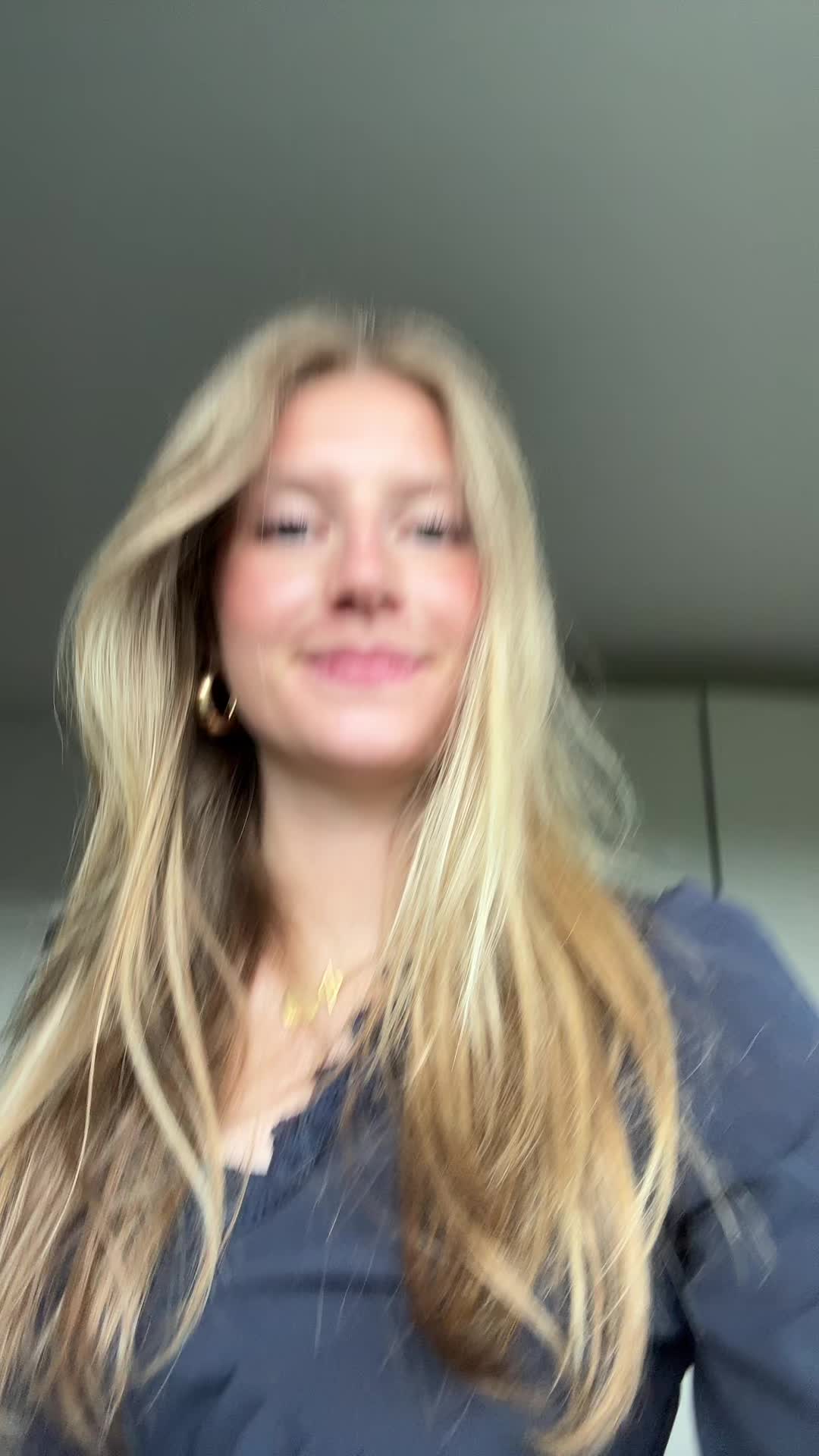 @Leni 🌟
