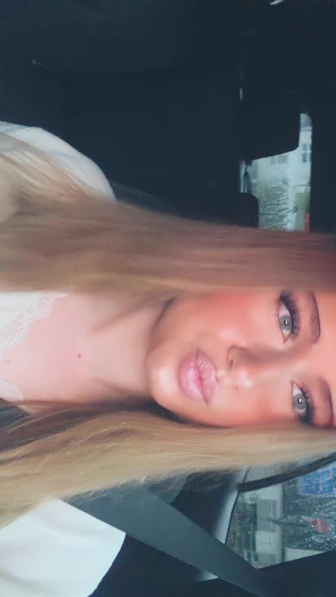 @Мелани+7