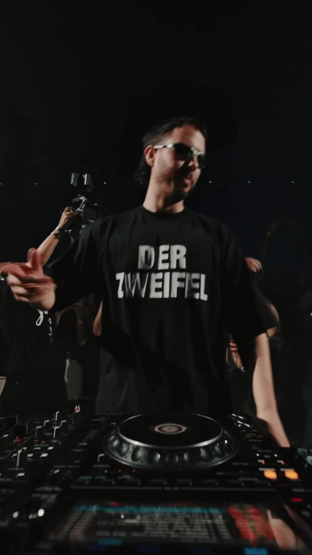 @ELECTRONIC DANCE MUSIC