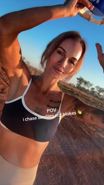 @thatcountrygirl1987