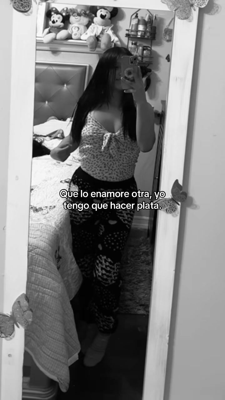 @_ ᥫ᭡