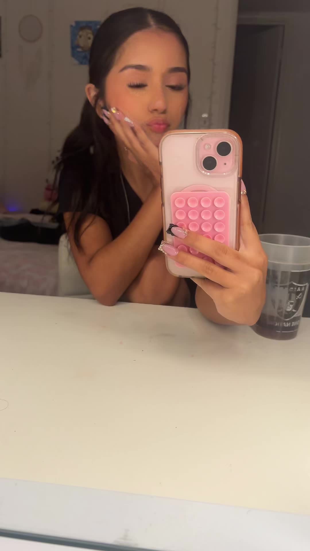 @🫧🤸&zwj;♀️💞🎵🪩🌺💋🎀🛍️🐚🌟🍓🧿