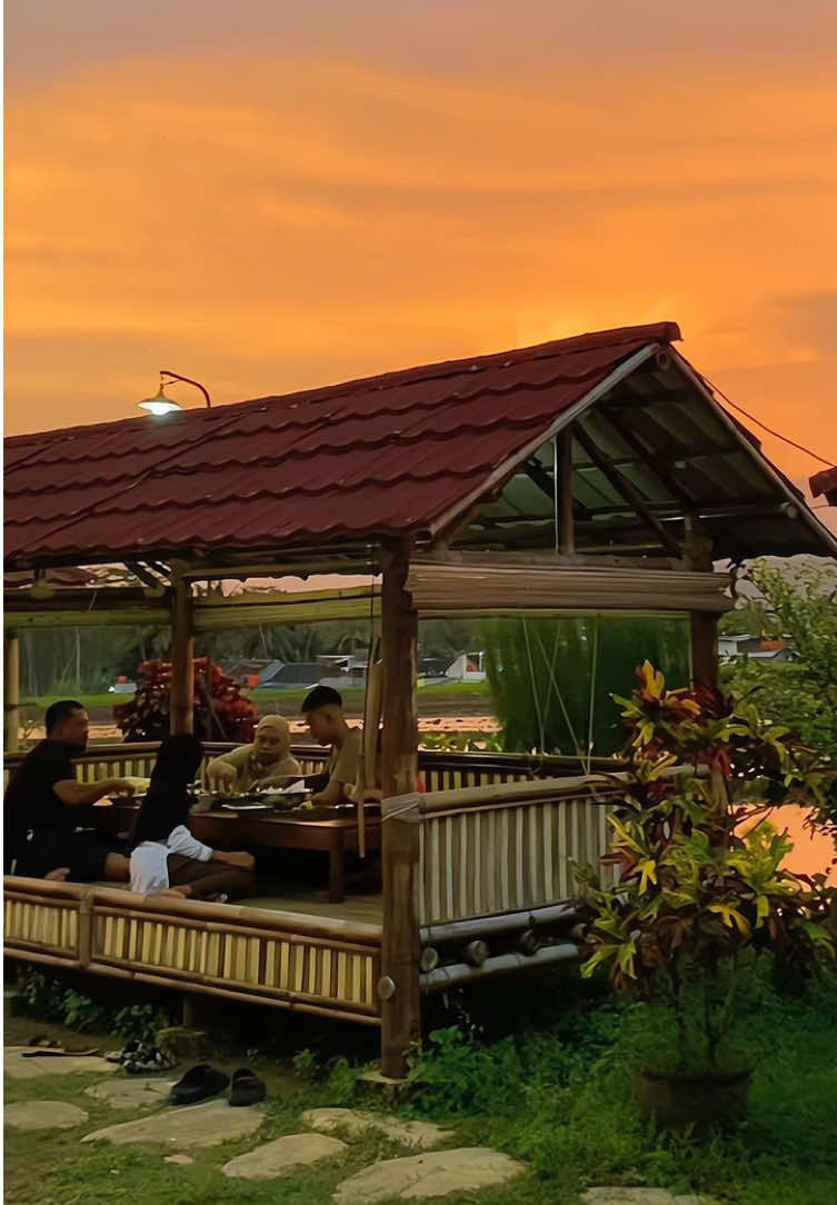 @Gemuruh_Seafood