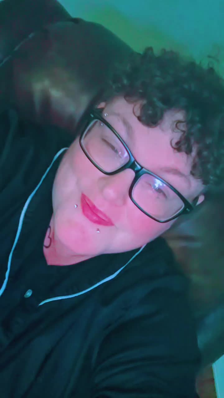 @KingSteph👑🤙🌈