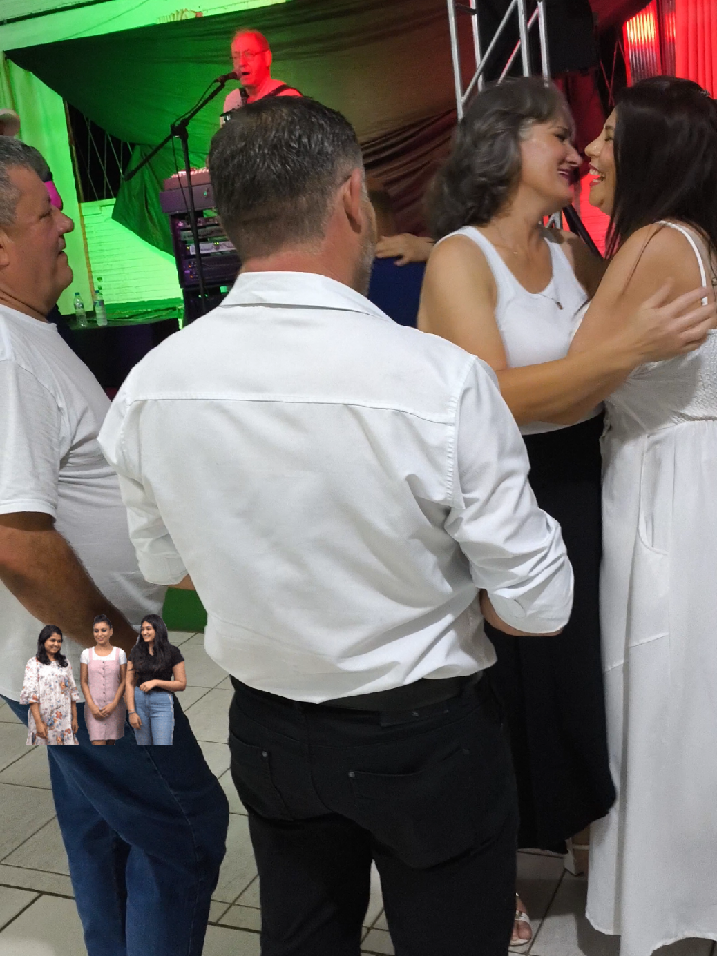 @Romildo & Cris Oficial