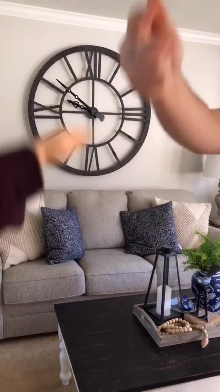 @tiny hands