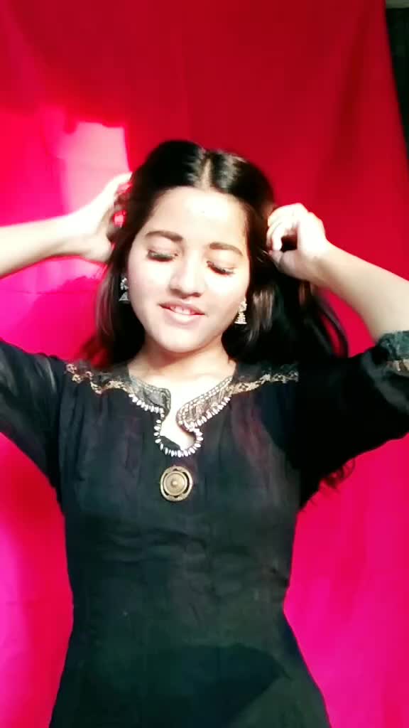 @SHRUTIKA ADIL 🥀