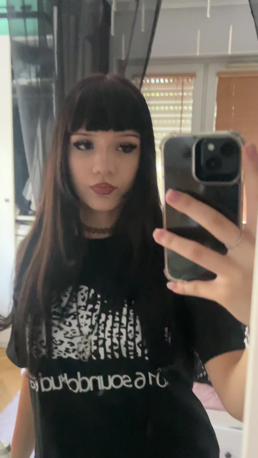 @🦄