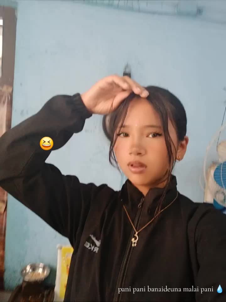 @< ऋतु तामाङ!😻>