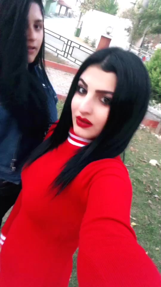 @Işılay &Ouml;zel