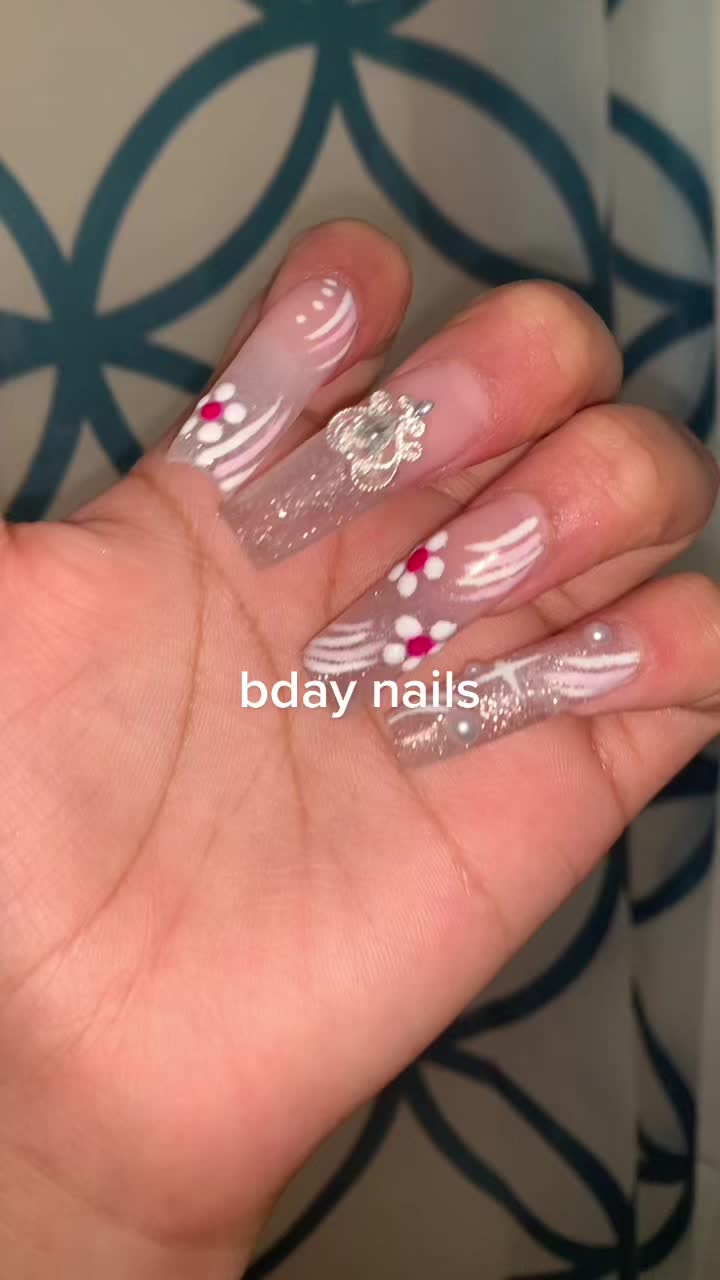 @trinketney