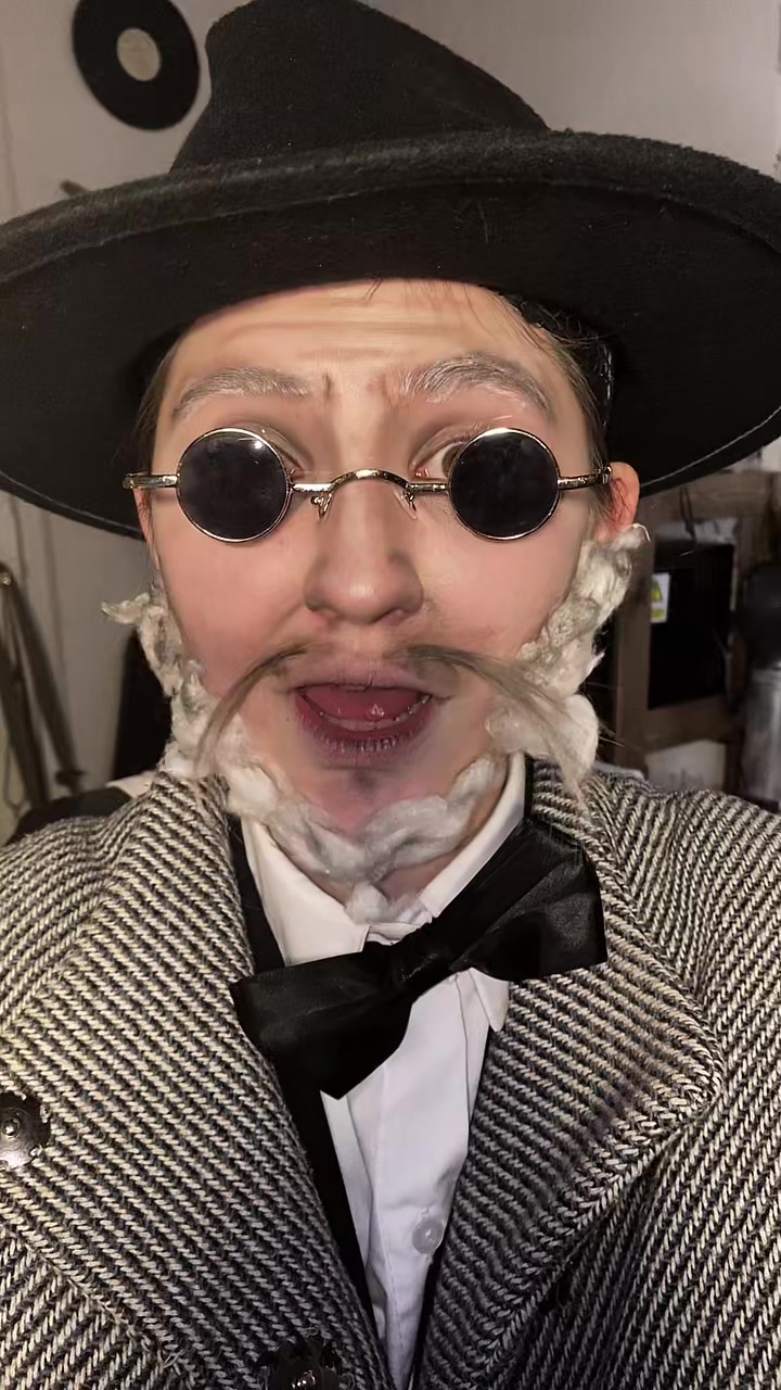 @Vupsen