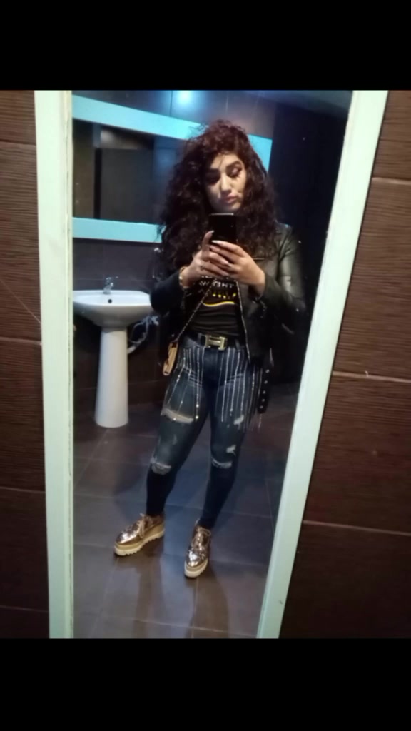 @Izabella Budi
