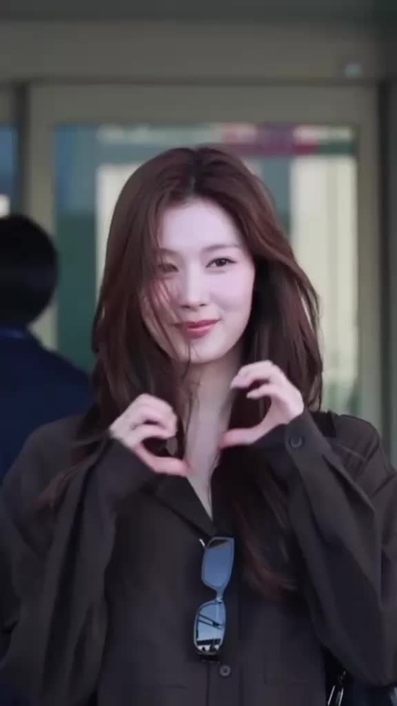 @ONCE REVELUV