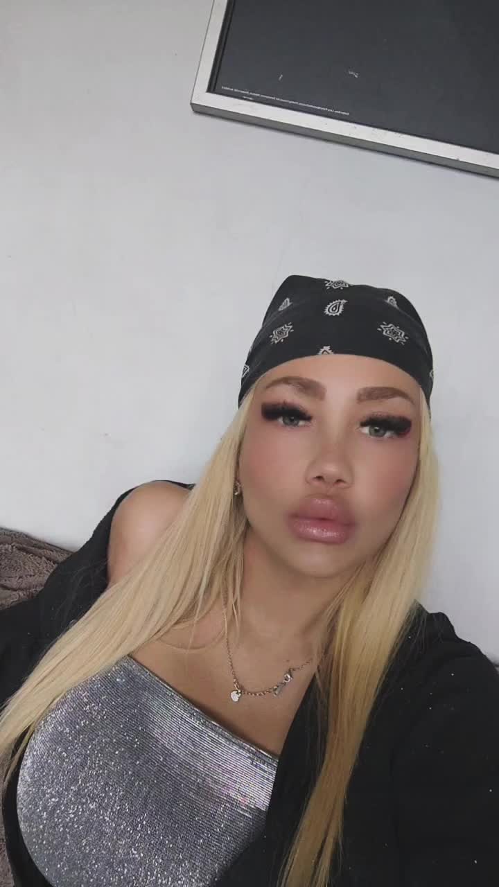 @Kala003